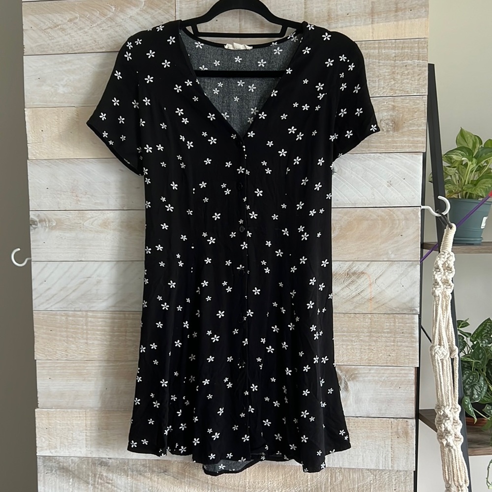 L.A. HEARTS Size Small black flower dress